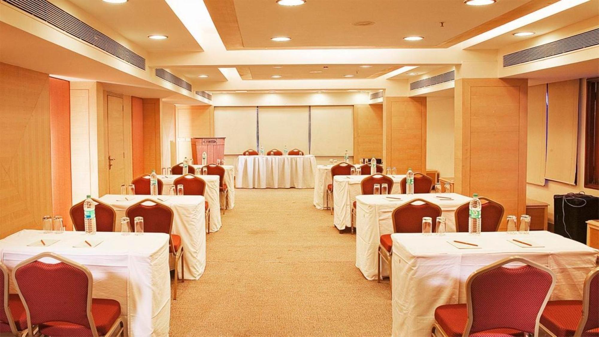 Vits Aurangabad Hotel Екстериор снимка