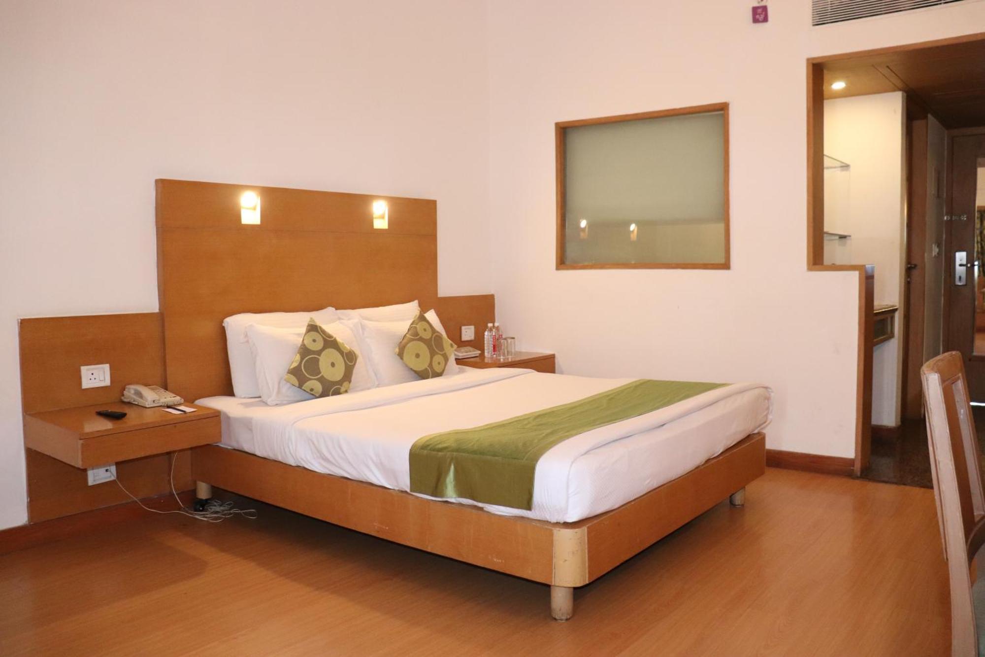 Vits Aurangabad Hotel Екстериор снимка