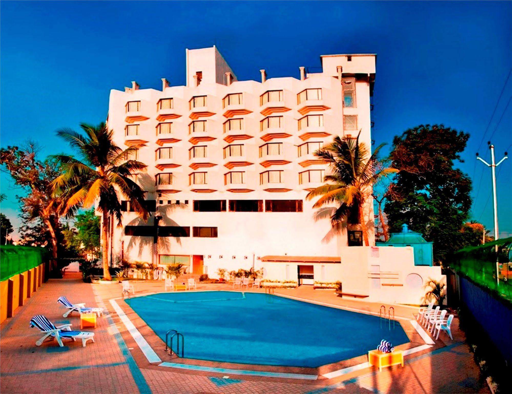 Vits Aurangabad Hotel Екстериор снимка