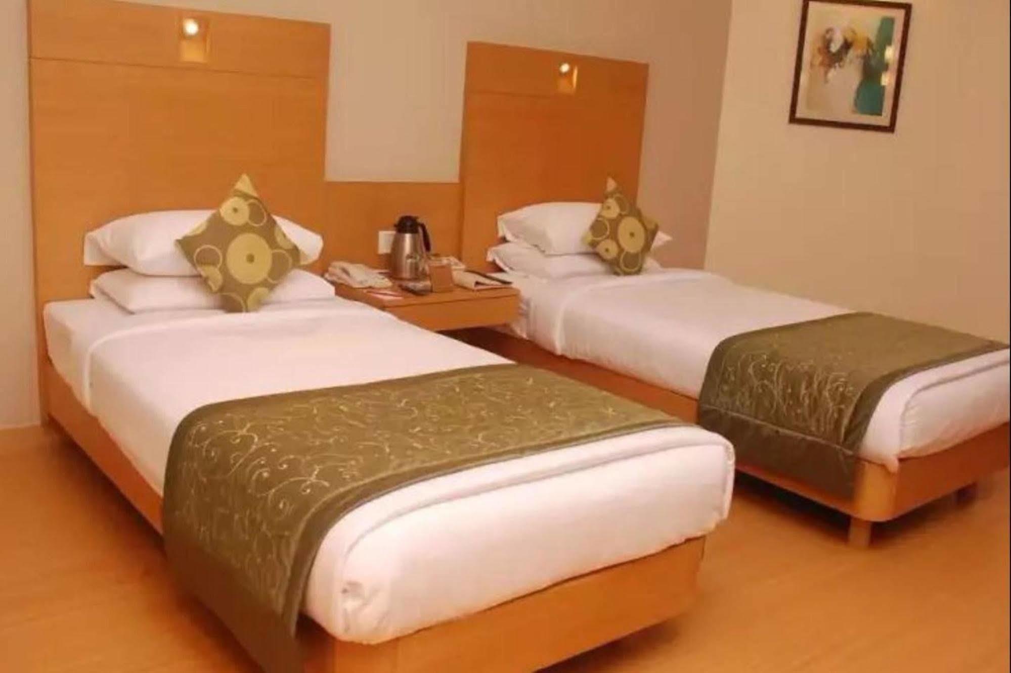 Vits Aurangabad Hotel Екстериор снимка
