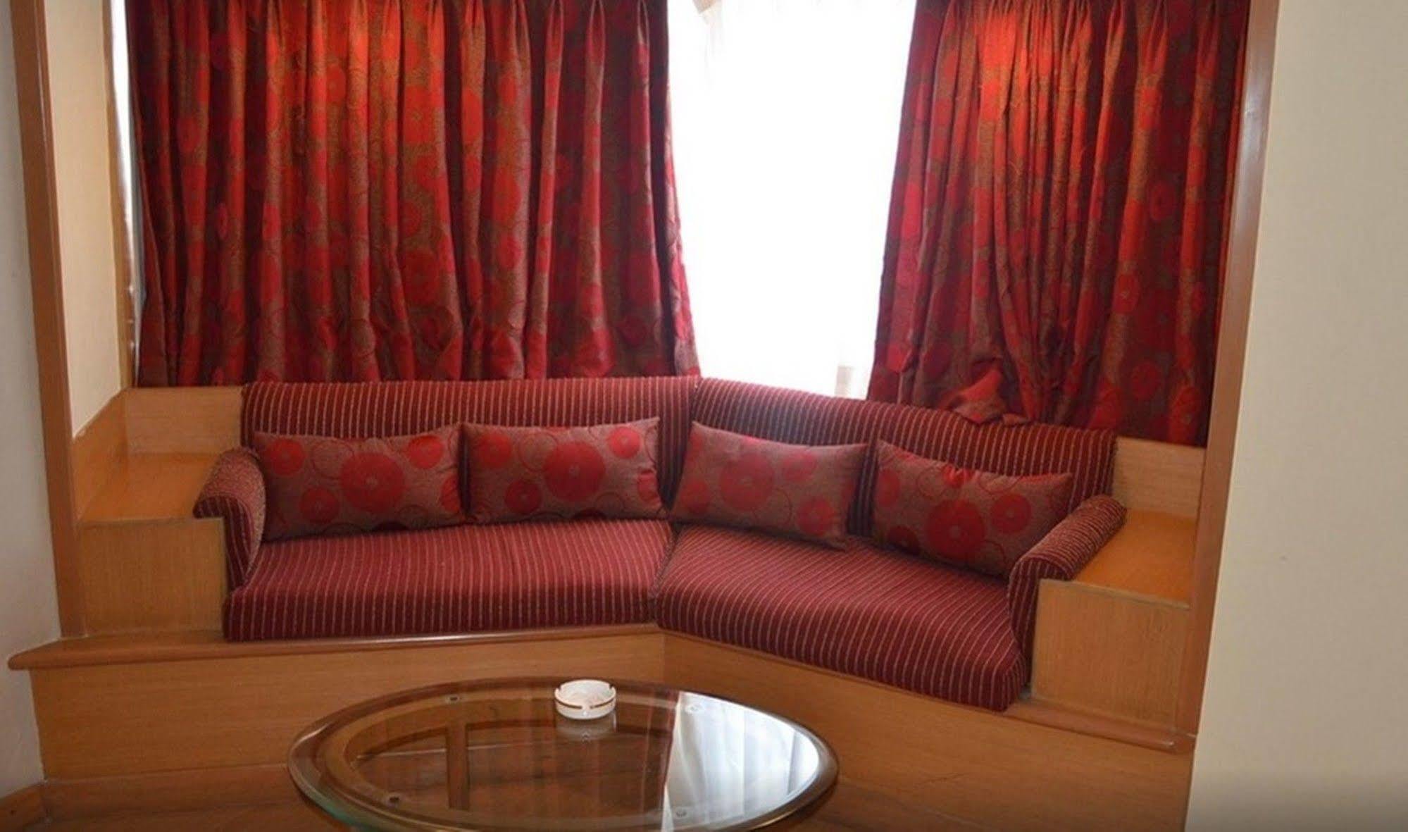 Vits Aurangabad Hotel Екстериор снимка