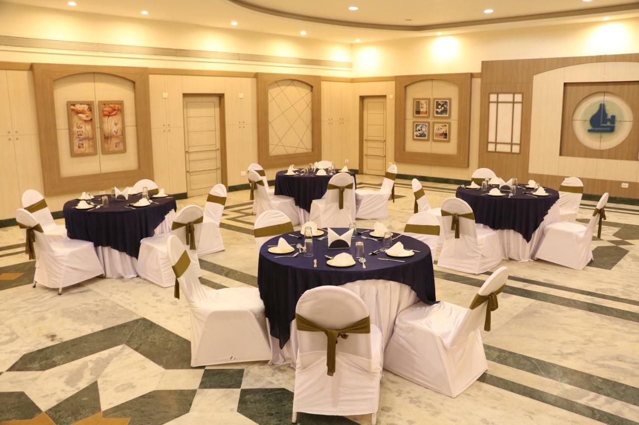 Vits Aurangabad Hotel Екстериор снимка